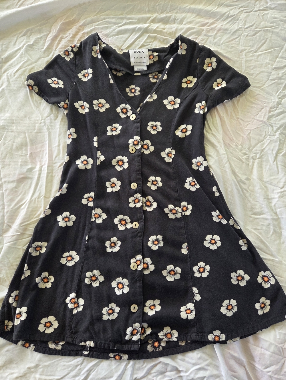 RVCA Black Short-Sleeve Floral Button Dress